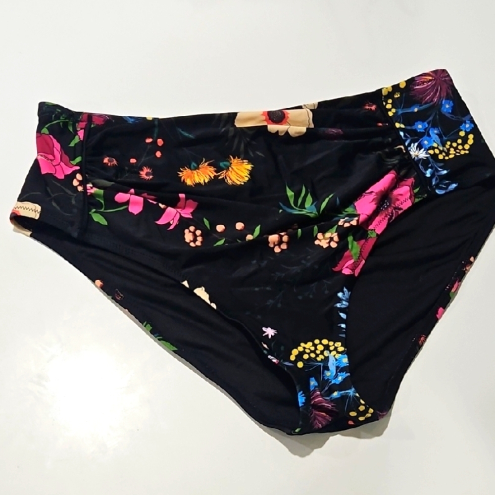Floral High-Waisted Bikini Bottom Sz Lg. Nwot